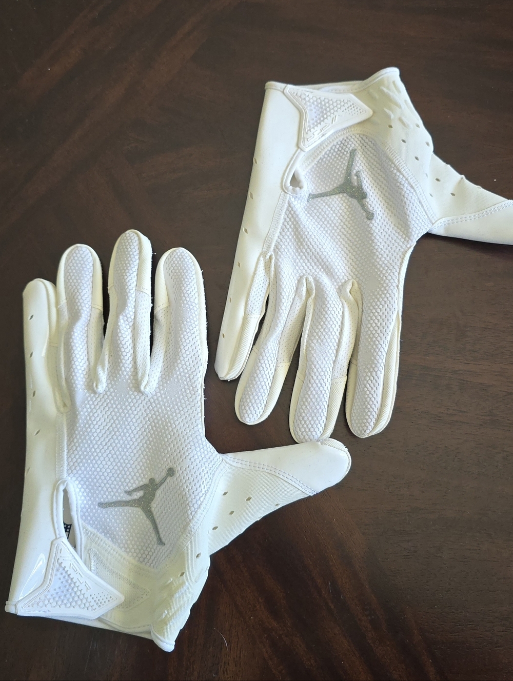 Nike Jordan Vapor Jet Lock NFL Football Gloves Men's 2XL White/White